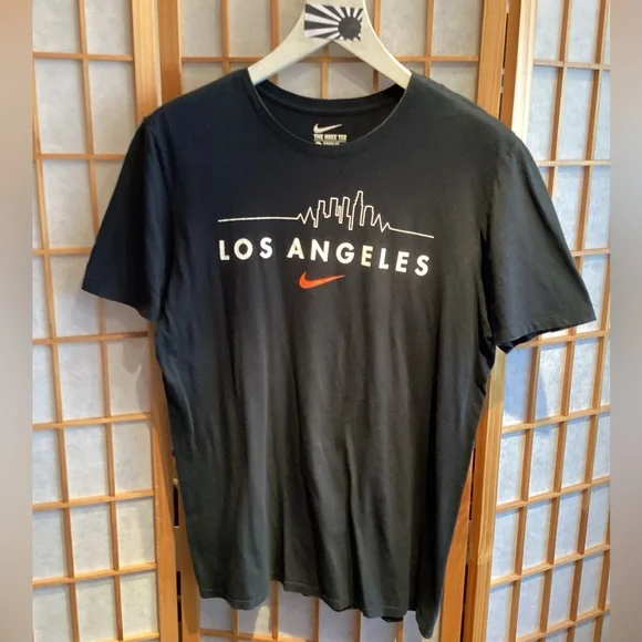 The Nike Tee 