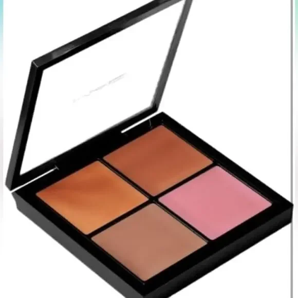 MAC M.A.C Pro Face Palette - Light Blush 0.35 oz/g New in the box Ipsy b…