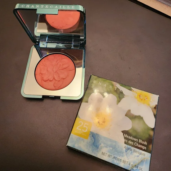 Chantecaille Pink Blush Radiant Cheek Color