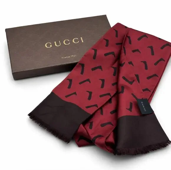 GUCCI Silk Cowboy Print Fringe Scarf Ascot Twilly Maroon Red 53
