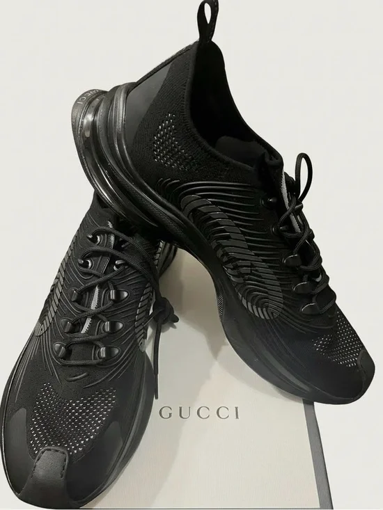 $915 NWT Mens Gucci Run Black Knit Sneakers Size 14.5