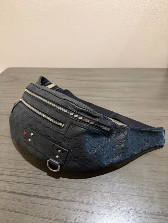 Gucci Men’s Black GG Belt Bag