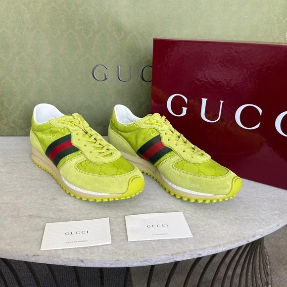 Gucci 832461 Men's Canvas Green GG Re-Motion sneaker, Size 9