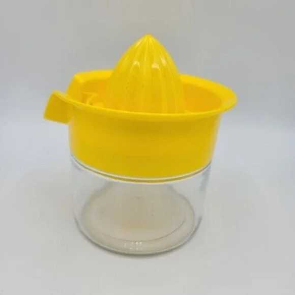 Vintage Gemco Clear Glass Juicer Container With Yellow Lid Manual Fruit Press