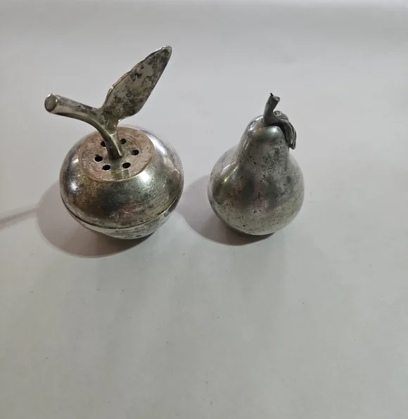 Silver Tone Apple & Pear Salt and Pepper Shakers