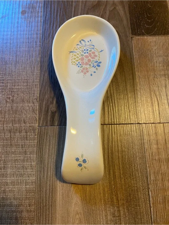 Source Unknown Cream Ceramic Spoon Rest with Pink and Blue Floral Design VINTAGE