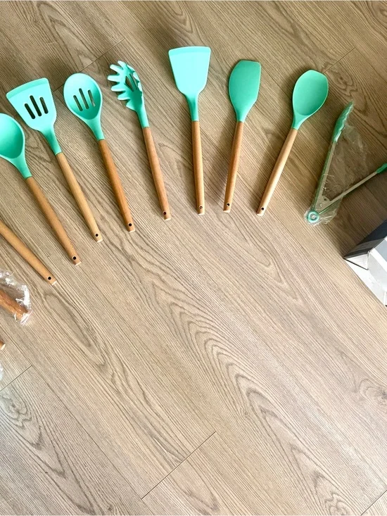 Mint Green Silicone & Wood Kitchen Utensil Set