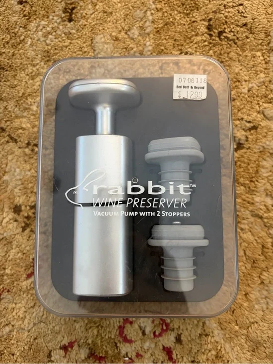 Rabbit Wine Preserver Vacuum Pump with 2 Stoppers - Silver
