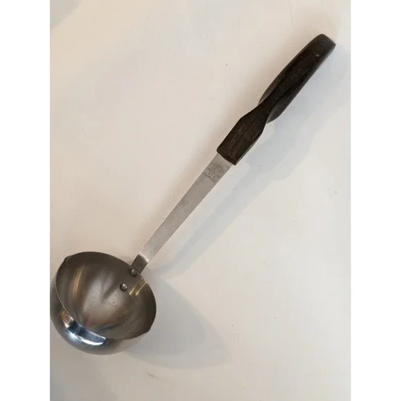 Cutco Soup Ladle No 15 Kitchen Utensil Classic Brown Handle Stainless USA