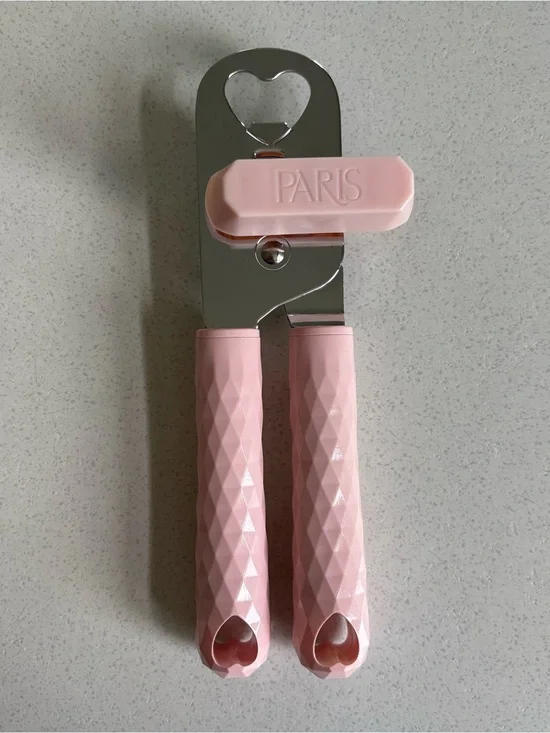 Paris Hilton can opener