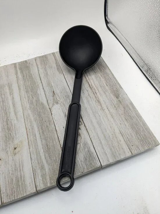 Farberware Solid #1 Serving Ladle Black 11 3/4