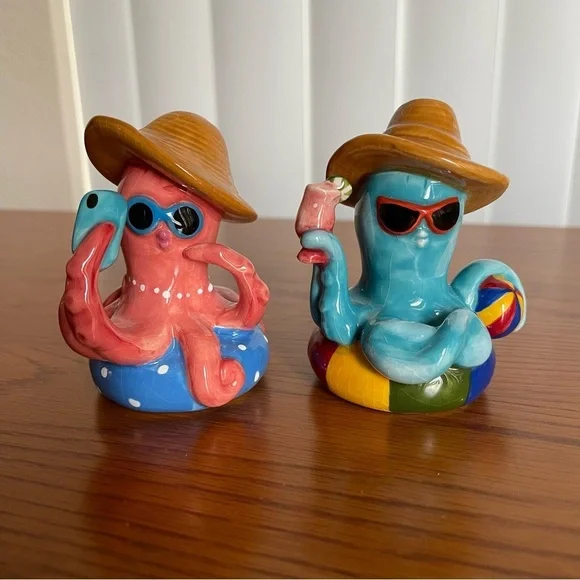 Octopus Salt & Pepper Ceramic Shaker Set