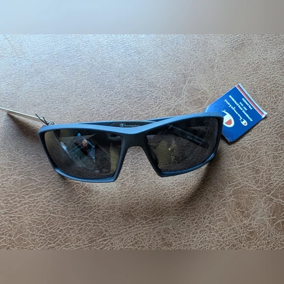 NWT Champion Boy Sunglasses .