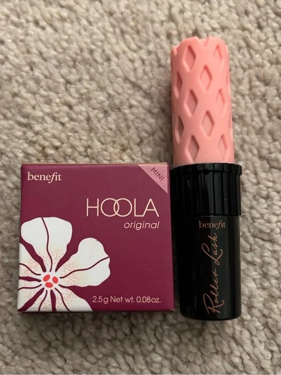 Benefit Hoola Bronzer Mini with Pink & Black Roller Lash Mascara