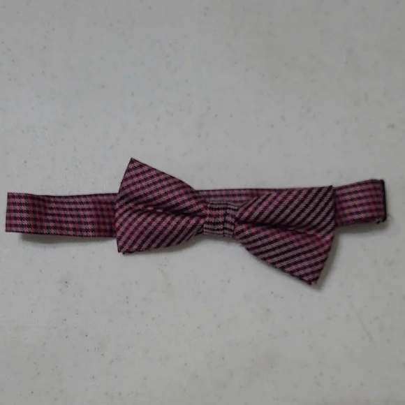 J. Khaki Pink and Black Patterned SILK Bow Tie