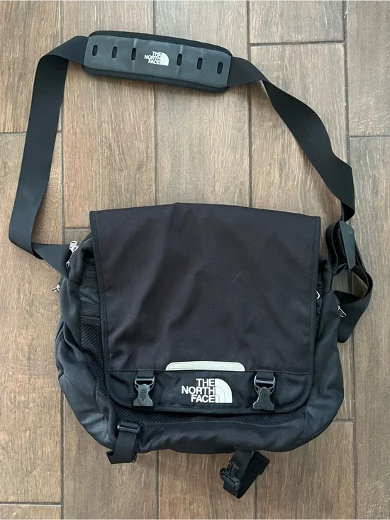 The North Face Laptop Messenger Bag Unisex Black Multi Pockets
