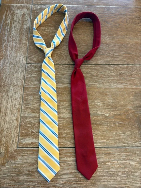Chaps Boys' Yellow Striped and Red Necktie