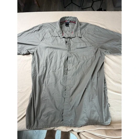 The North Face Men's Short Sleeve Tech Tee XL Tan