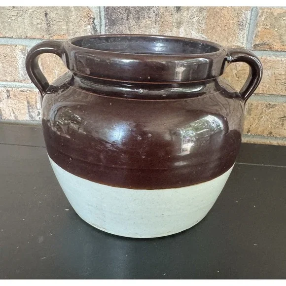 Vintage Stoneware Crock Jar w/ Handles 2‎ qt Bean Pot Primitive Mid Century