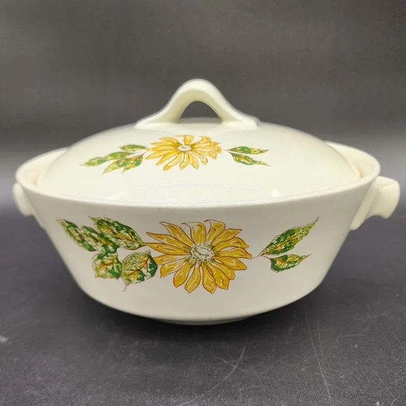 Vintage Sunflower Ceramic Casserole Dish Lid Cream Yellow Floral Cottage MCM