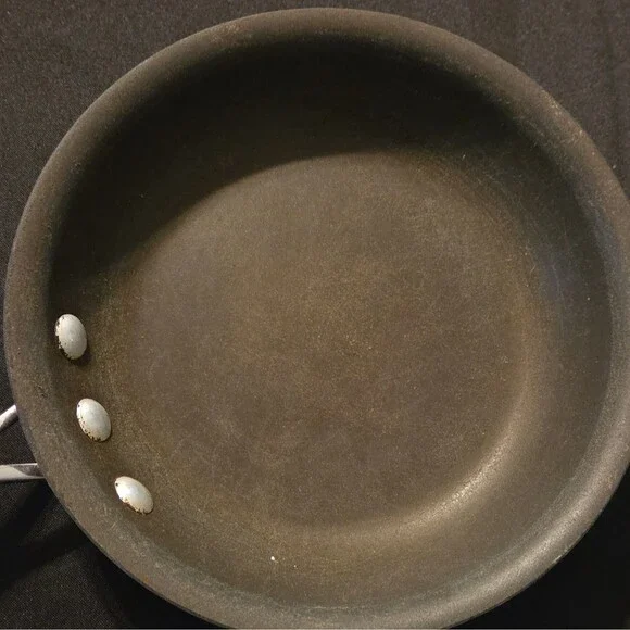 Calphalon 1388 Non-Stick Frying Pan 8