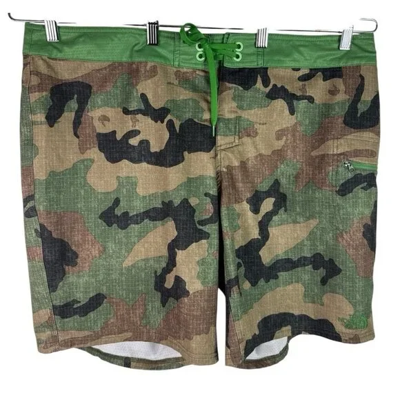 The North Face Men's 40 Cargo Ripstop‎ Camo Hybrid shorts Green Brown EUC