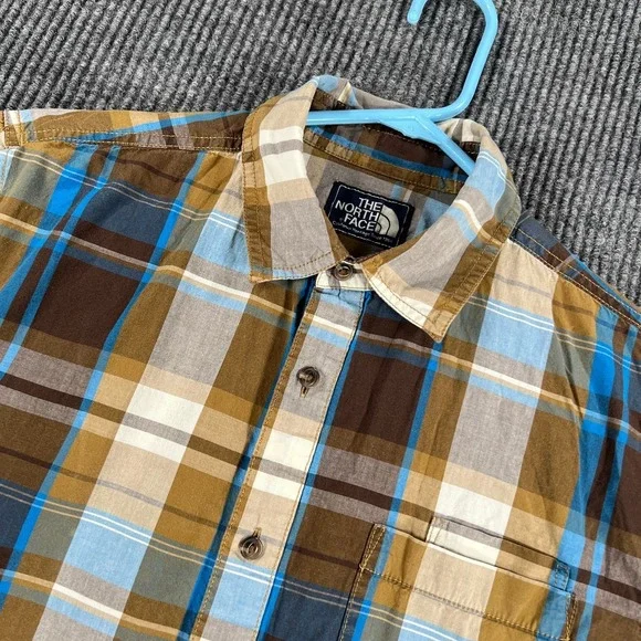 The North Face Shirt Mens Medium Brown Plaid Long Sleeve Button Up‎ Outdoor Camp