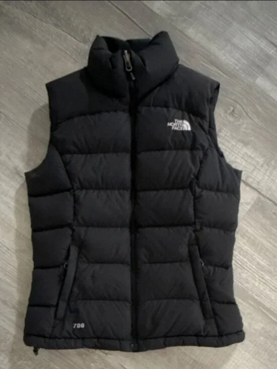 The North Face Black Puffer Vest Men's Full Zip Quilted Logo Stand-Up Collar