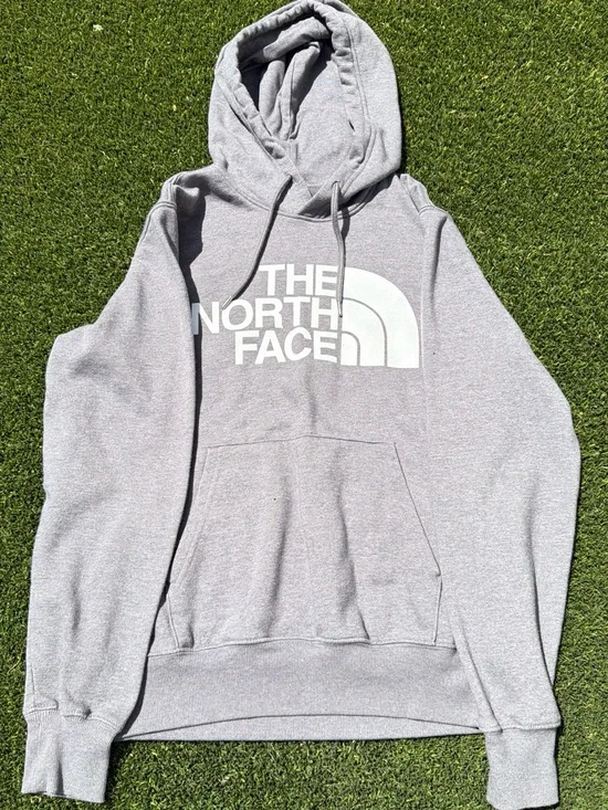 The North Face Men’s Light Grey Logo Hoodie