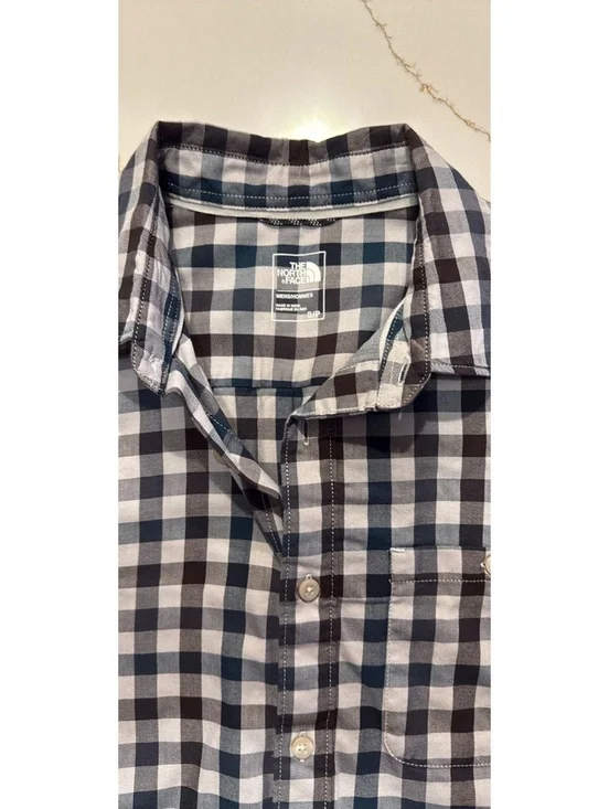 The North Face Men's Small Gingham Button-Down Shirt