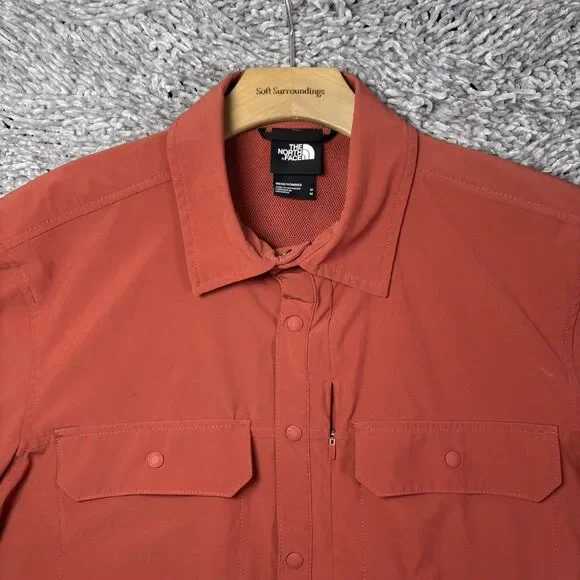 The North Face Lightrange Snap Button Shirt Mens Medium Orange Vented Hiking