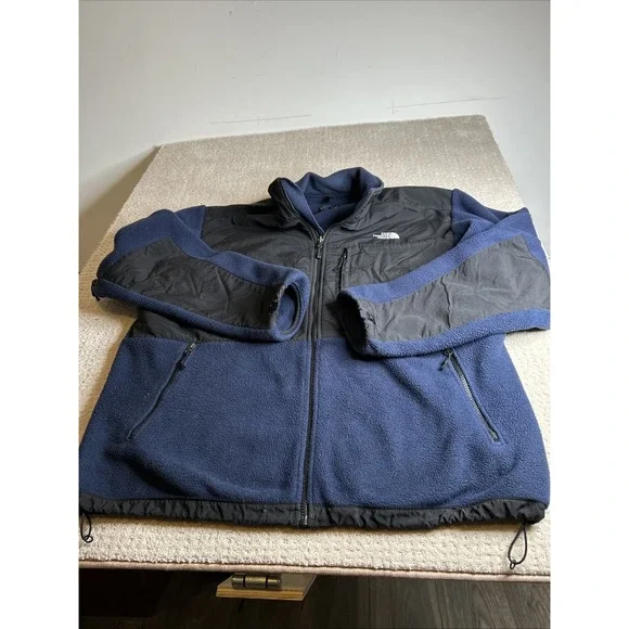 The Northface polartec zip up fleece jacket size 2XL Navy/Black‎