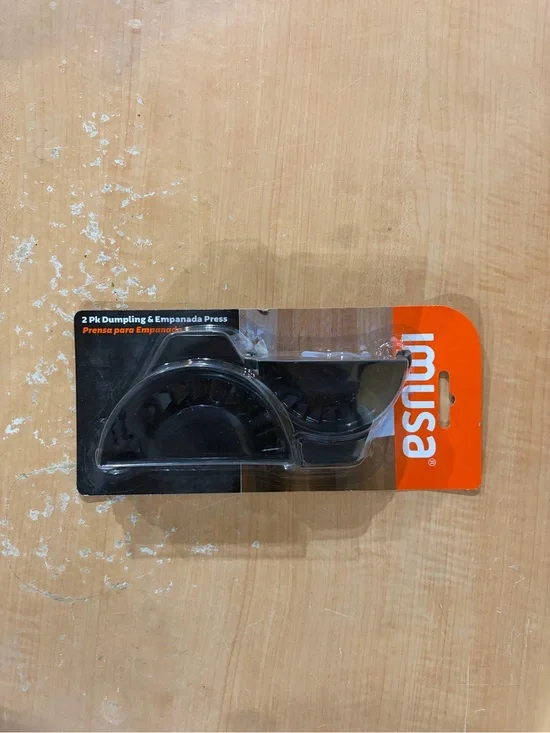Imusa 2-Piece Dumpling & Empanada Press - Black