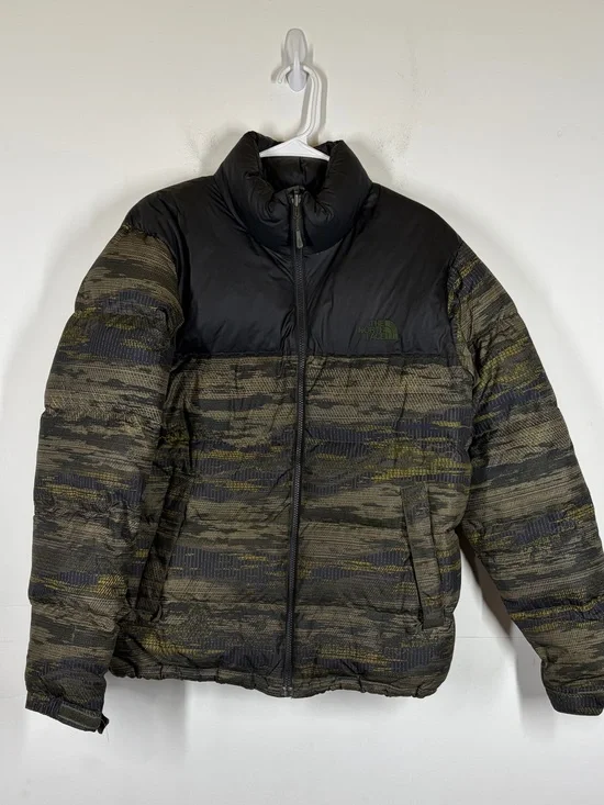 The North Face Nuptse 700 Down Camo Puffer Jacket Men's Size Medium