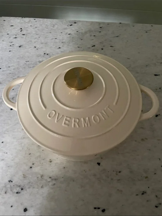 Overmont Dutch oven