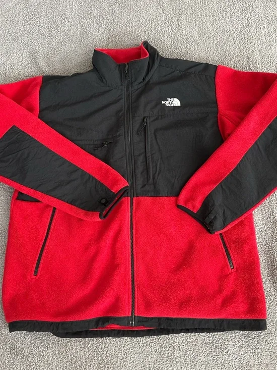 The North Face Men's Red & Black Fleece Jacket #winterjacket #retro #vintagemen