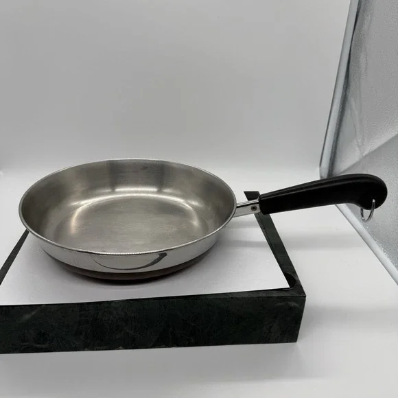 Revere Ware 9
