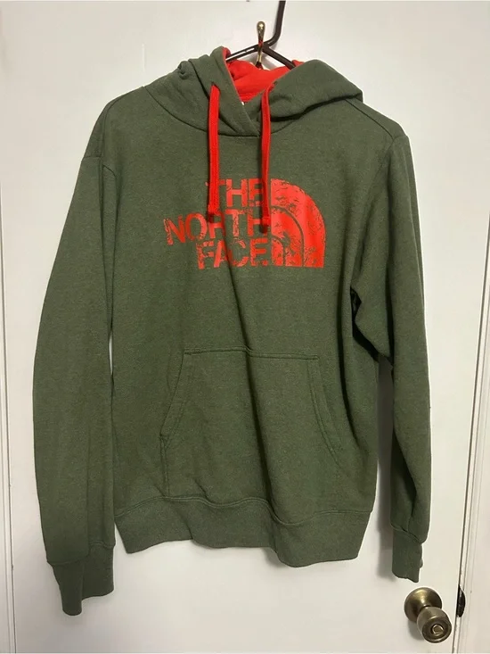 Men’s North Face Hoodie
