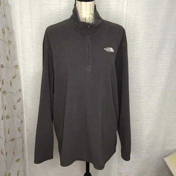 The North Face Quarter Zip Pullover Fleece Jacket