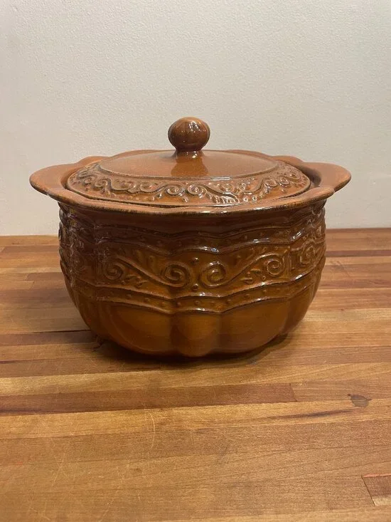 Stoneware Bean Pot Celebrating Home Collection Brown