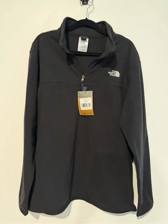NWT The North Face Men’s Black Quarter-Zip Fleece Pullover Size X-Large