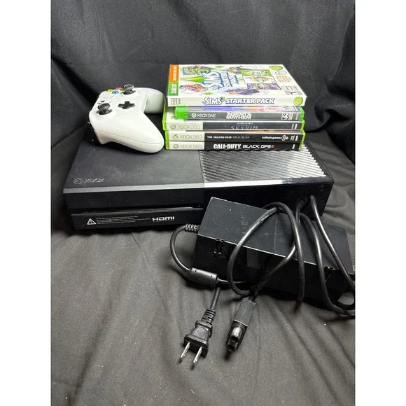 Microsoft Xbox One 500GB Console Black Bundle with Controller and‎ 5 Games
