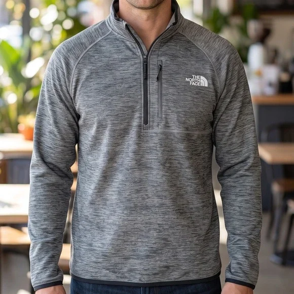 The North Face Mens Gray Heathered Quarter Zip Fleece Pullover Chest Pocket L
