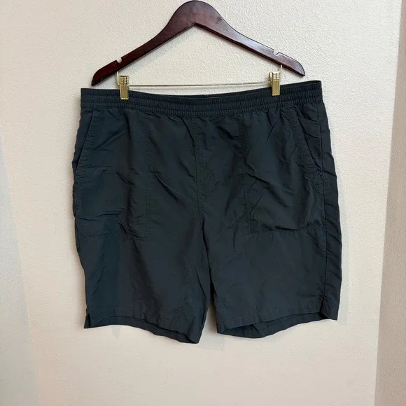 The North Face Shorts XL Gray Pull On Hiking Outdoor Casual NF0A3FZF