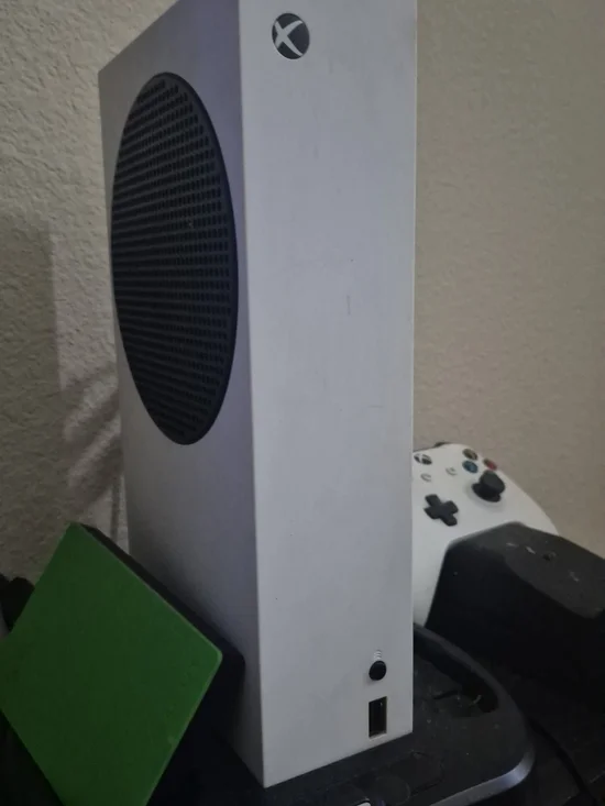 Microsoft White Xbox Series S Console with Black Vent