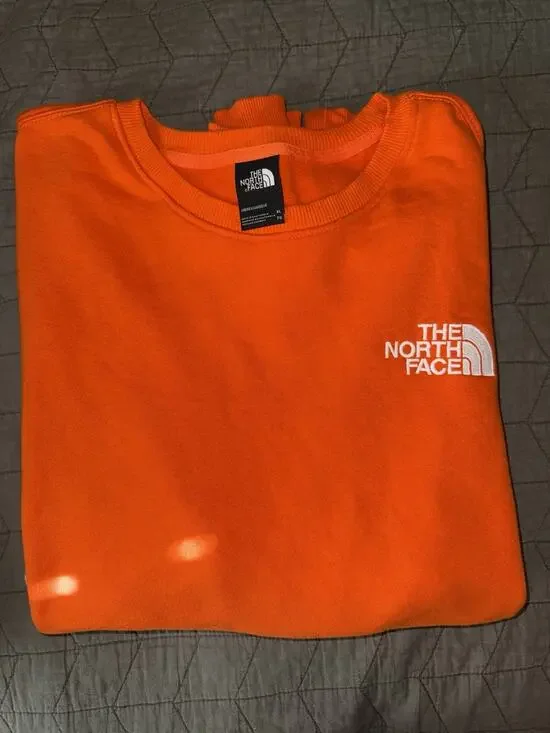 The North Face Men’s XL Pullover Sweater Orange Long Sleeve
