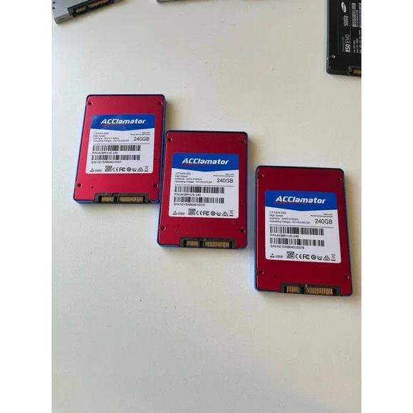 lot of 3 - NEWAcclamator 240GB SSD