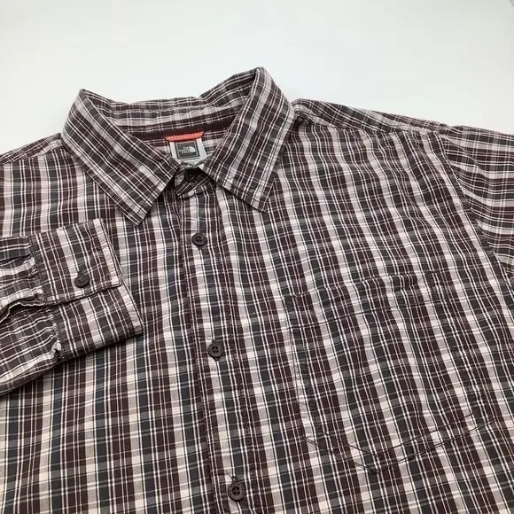 The North Face Mens Long Sleeve Button Up Plaid Shirt Brown Size‎ XL.