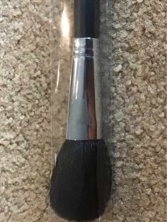 Morphe M403 Small Chisel Blush Brush NEW