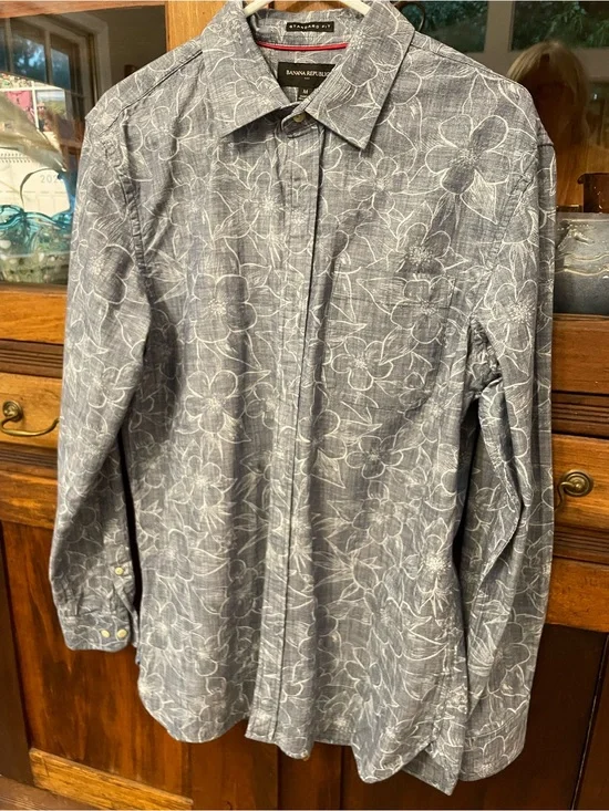 Banana Republic light denim Floral 100% cotton